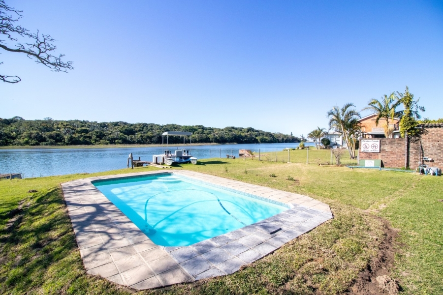 2 Bedroom Property for Sale in Bonza Bay Eastern Cape